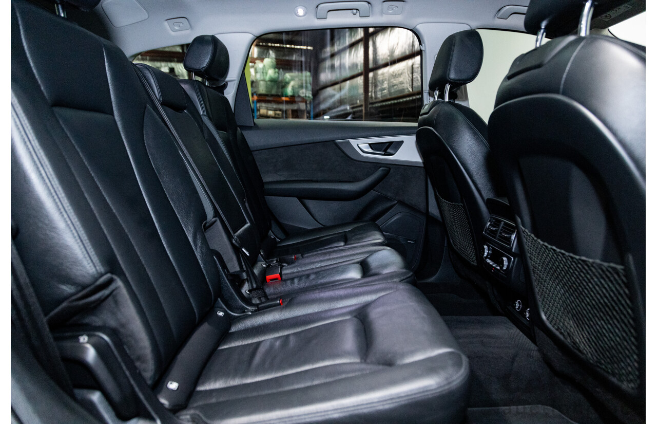 10/2019 Audi Q7 50 TDI Quattro (AWD) 4M MY19 4d Wagon Samurai Grey Metallic Turbo Diesel V6 3.0L - 7 Seater