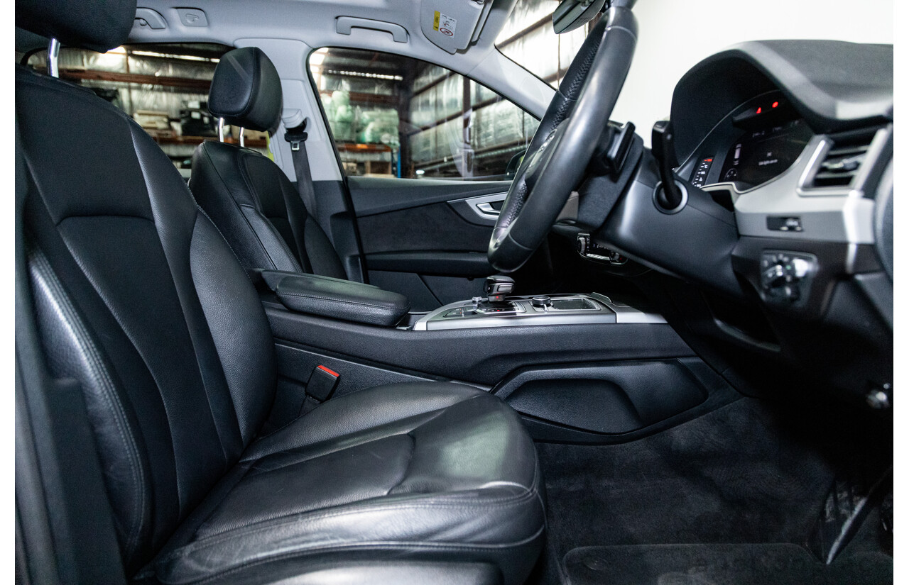 10/2019 Audi Q7 50 TDI Quattro (AWD) 4M MY19 4d Wagon Samurai Grey Metallic Turbo Diesel V6 3.0L - 7 Seater