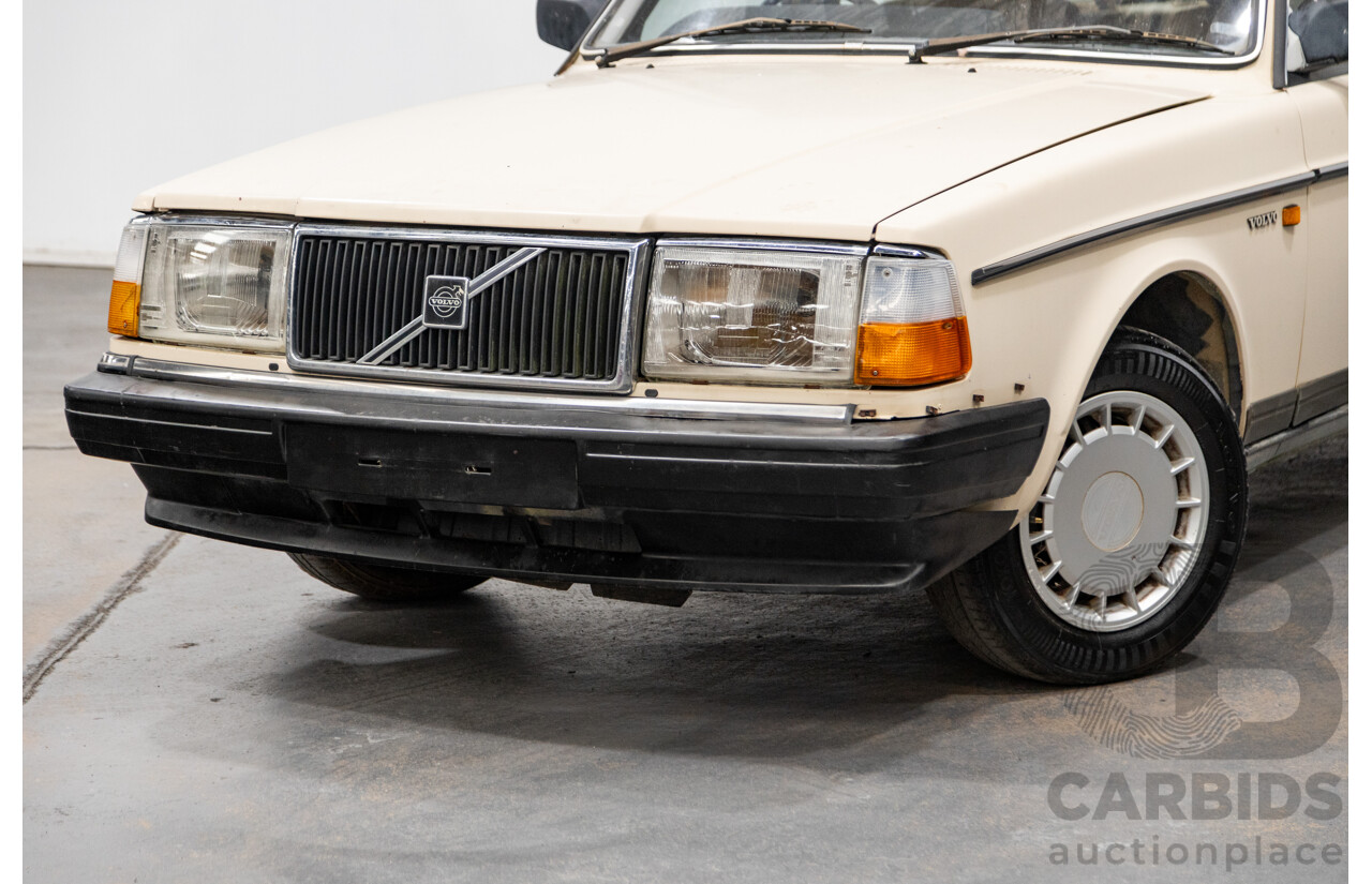 7/1989 Volvo 240 GL 4d Sedan Beige 2.3L