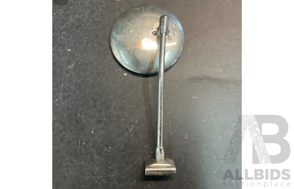 Assorted of Vehicle Accessories for Holden