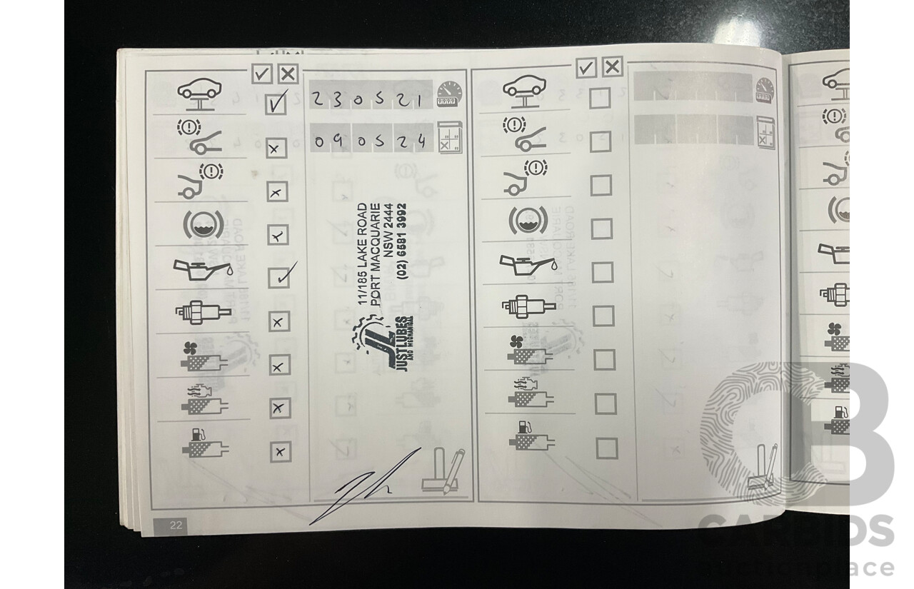 5/2009 BMW 120d E87 MY09 5d Hatchback Sapphire Black Metallic Turbo Diesel 2.0L