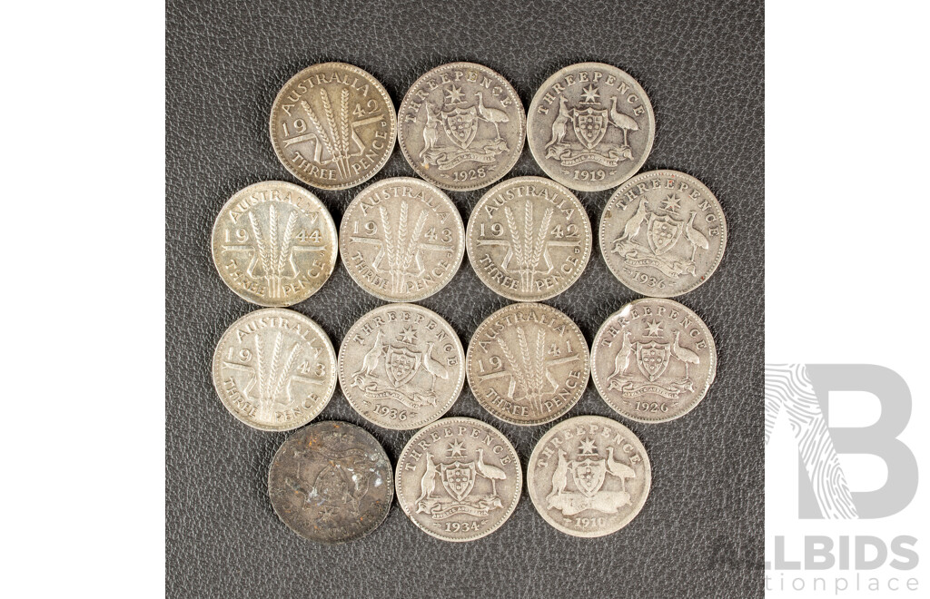 Fourteen Australian KGV/KGVI Silver Threepence, Examples Spanning 1910 to 1944  .925