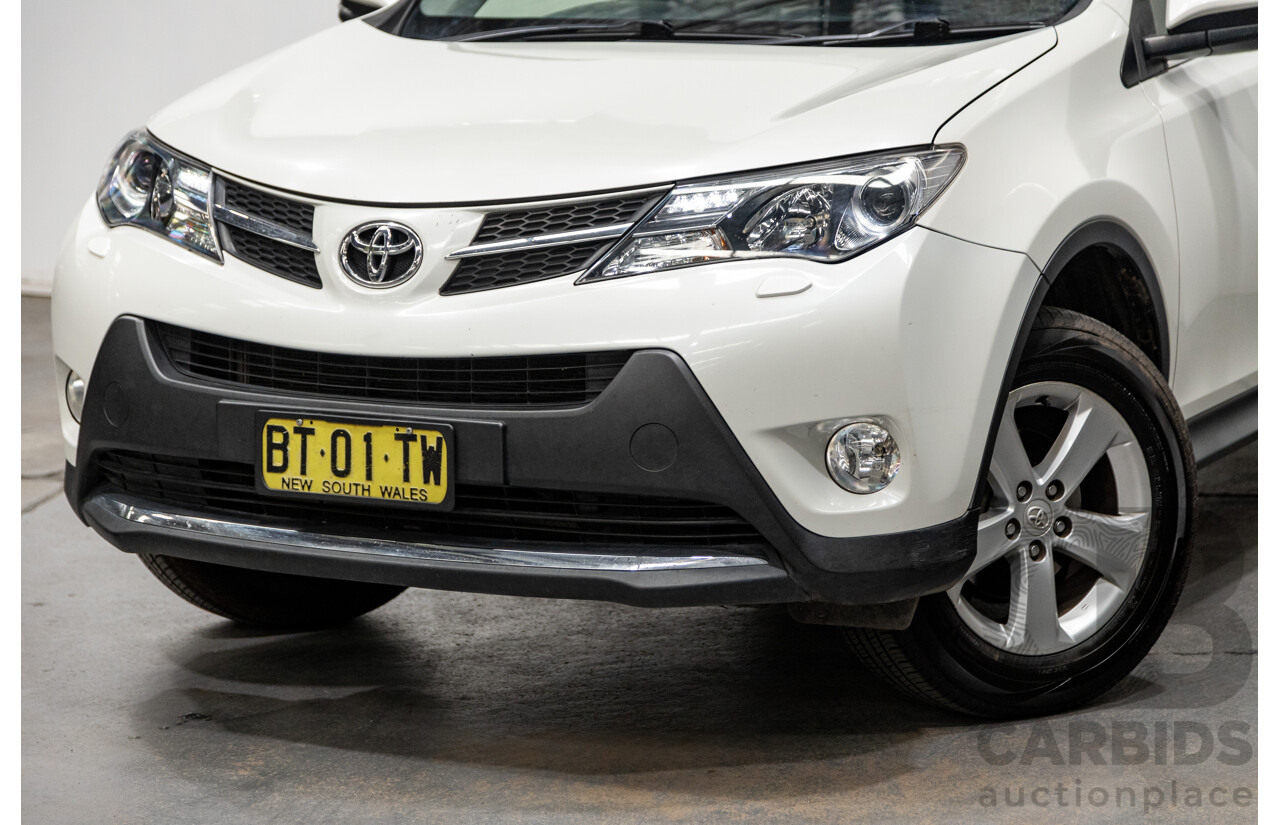 3/2013 Toyota Rav4 Cruiser (AWD) ALA49R 4d Wagon Glacier White Turbo Diesel 2.2L