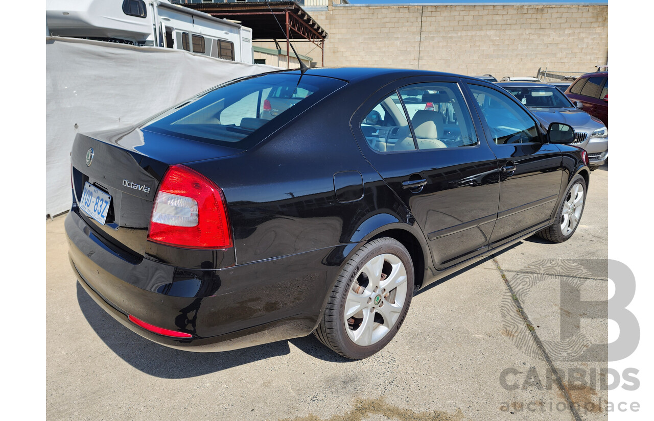 11/2009 Skoda Octavia 1.8 TSI 1Z MY09 5d Liftback Black 1.8L