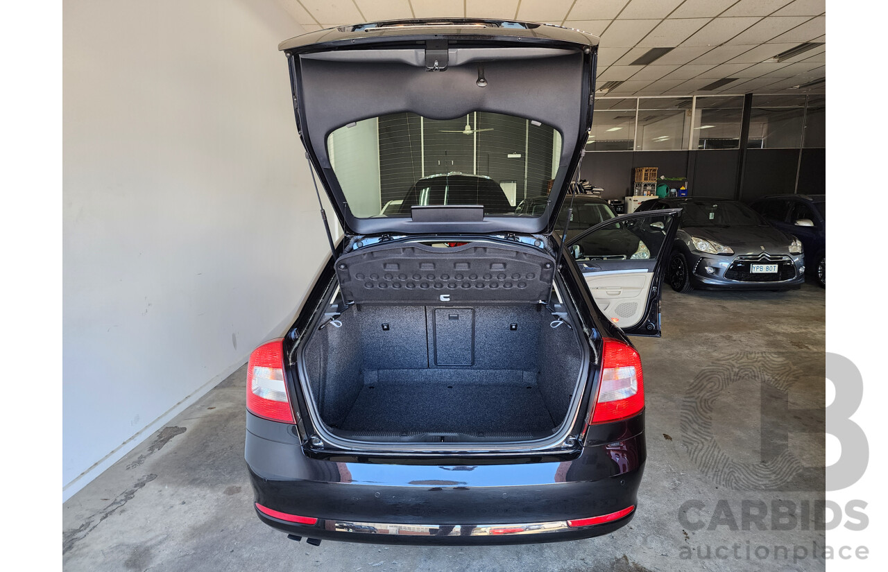 11/2009 Skoda Octavia 1.8 TSI 1Z MY09 5d Liftback Black 1.8L