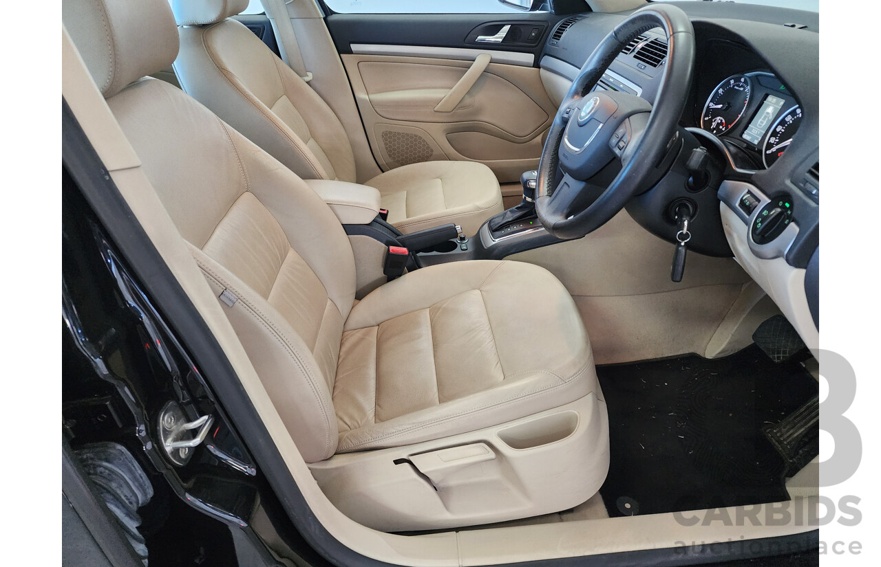 11/2009 Skoda Octavia 1.8 TSI 1Z MY09 5d Liftback Black 1.8L