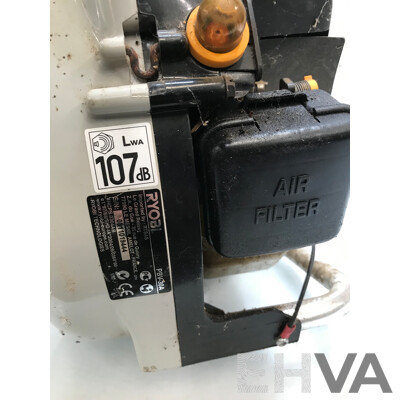 Ryobi (PBV-30A) 2 Stroke Petrol-Powered Blower