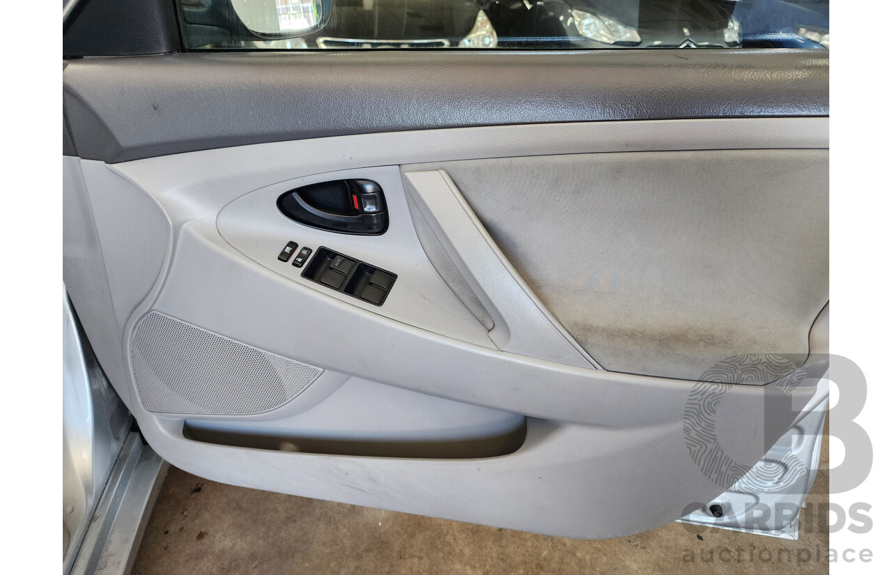 12/2007 Toyota Camry Altise ACV40R 4d Sedan Silver Or Chrome 2.4L