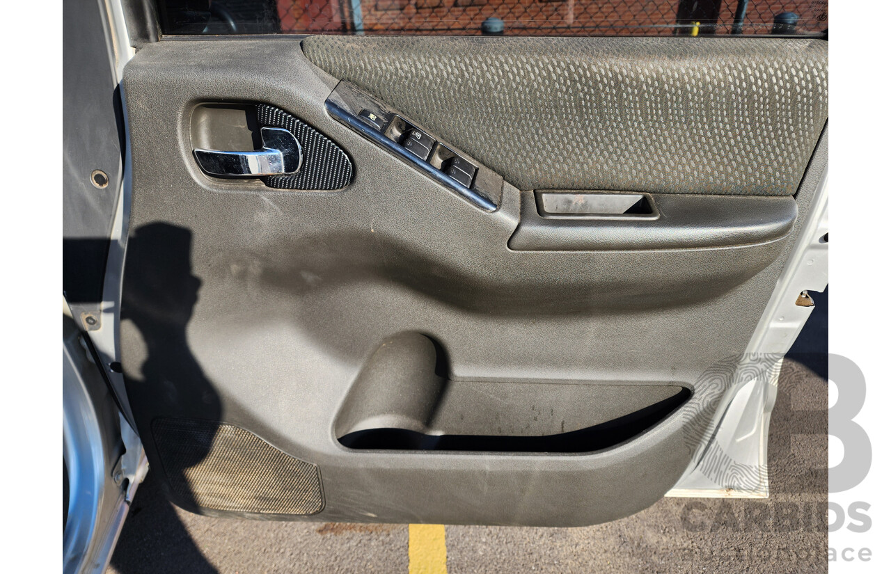 1/2012 Nissan Navara ST (4x4) D40 MY12 Dual Cab P/Up Silver Or Chrome 3.0L