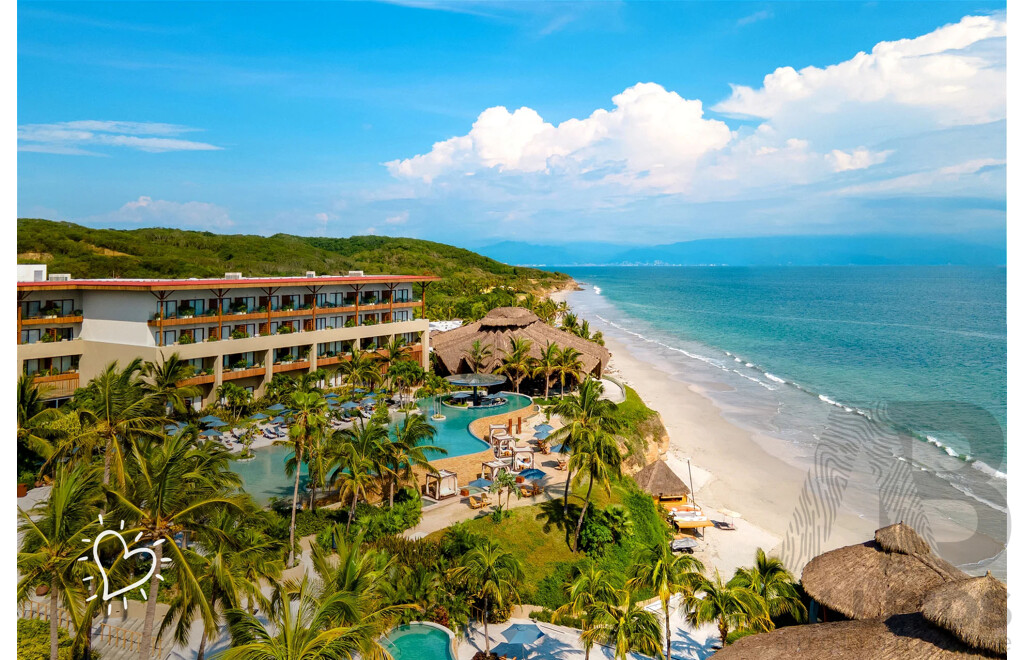 Oceanfront Siesta - 2 People for 4 Nights - Oceanfront Bliss Beckons at Your Choice of Five-Star, All-Inclusive Luxury Resort in Banderas Bay or Nuevo Nayarit - Valued at Over $6,300