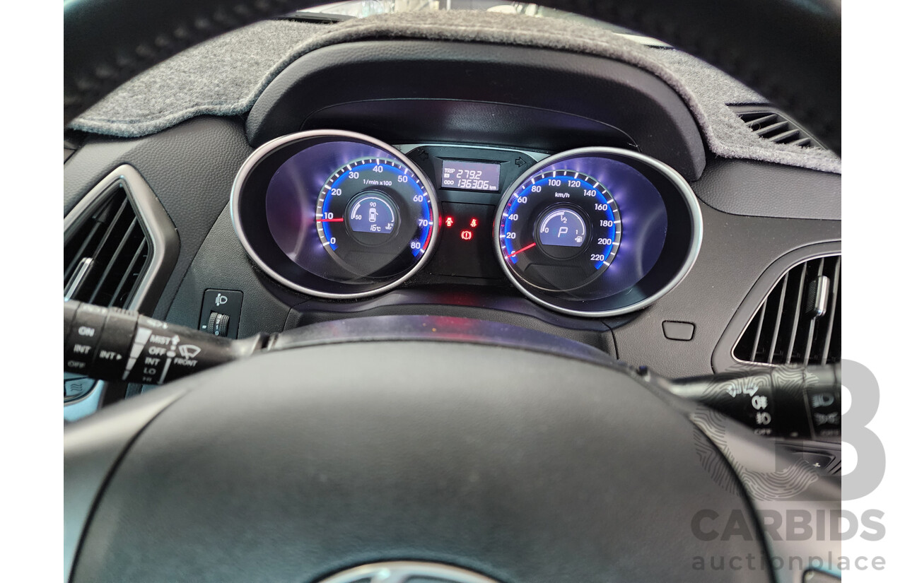 8/2014 Hyundai Ix35 SE (fwd) LM SERIES II 4d Wagon Grey 2.0L