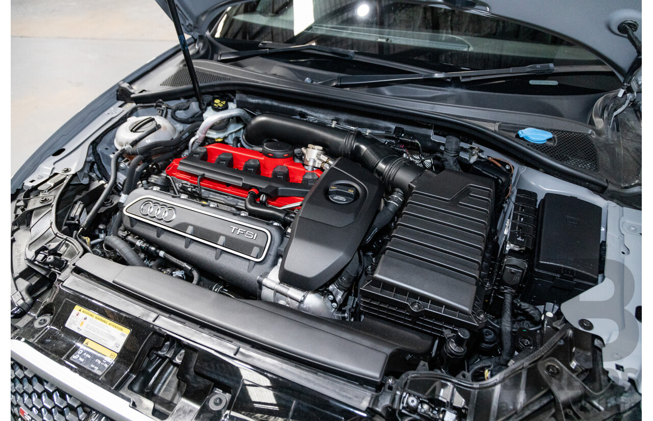 10/2015 Audi RS3 Sportback Quattro (AWD) 8V 5d Hatchback Nardo Grey Turbo 2.5L