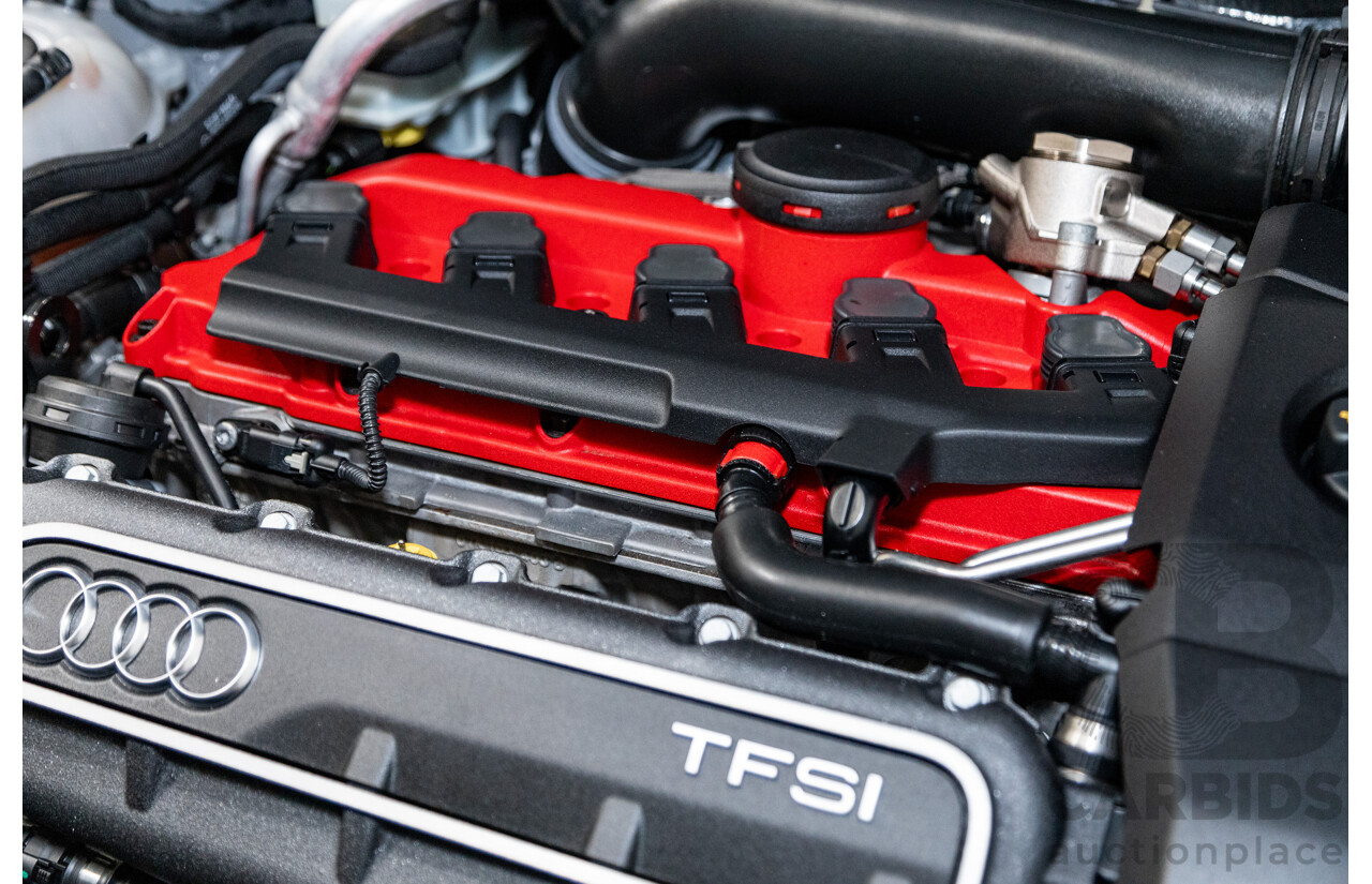 10/2015 Audi RS3 Sportback Quattro (AWD) 8V 5d Hatchback Nardo Grey Turbo 2.5L