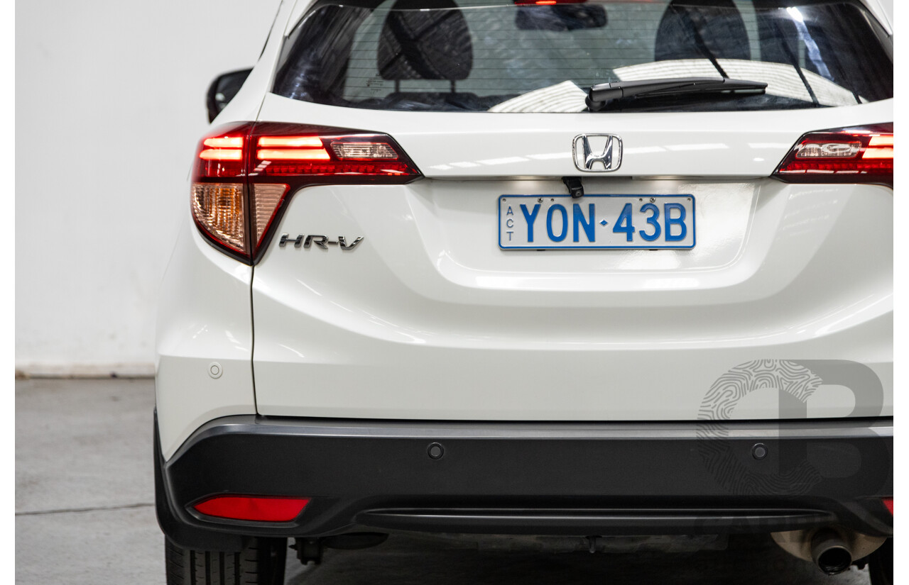 06/2016 Honda HR-V Vti-L 4d Wagon Pearl Orchid White 1.8L