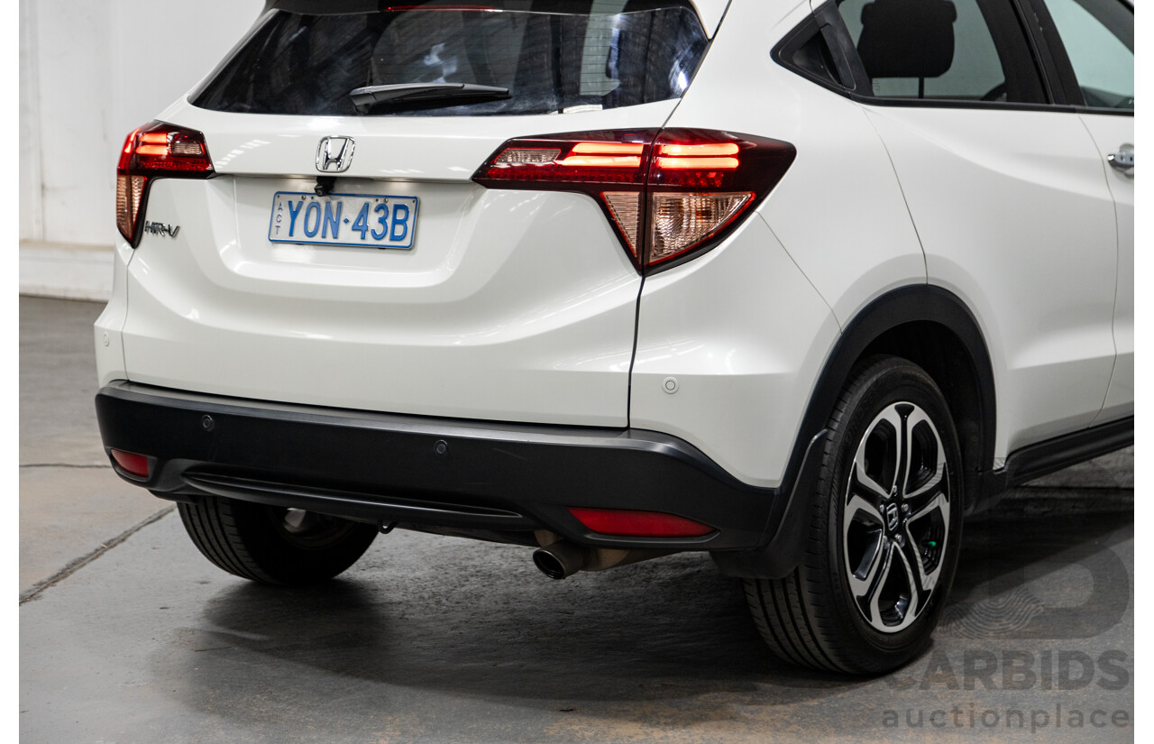 06/2016 Honda HR-V Vti-L 4d Wagon Pearl Orchid White 1.8L