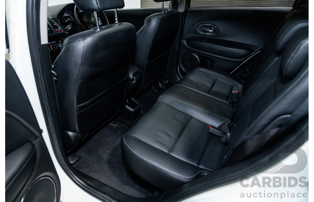 06/2016 Honda HR-V Vti-L 4d Wagon Pearl Orchid White 1.8L