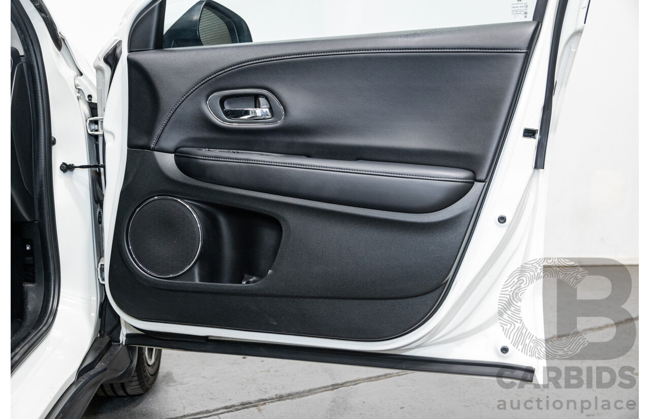 06/2016 Honda HR-V Vti-L 4d Wagon Pearl Orchid White 1.8L