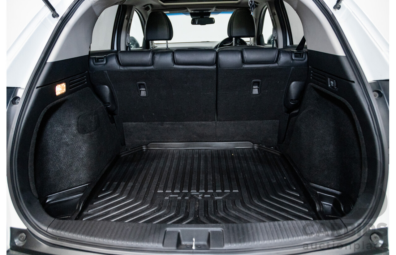 06/2016 Honda HR-V Vti-L 4d Wagon Pearl Orchid White 1.8L