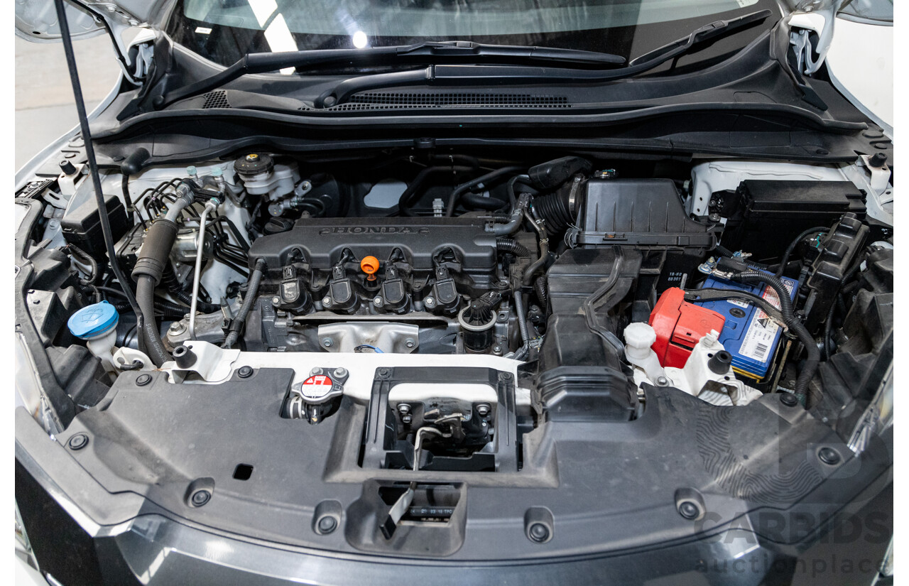 06/2016 Honda HR-V Vti-L 4d Wagon Pearl Orchid White 1.8L