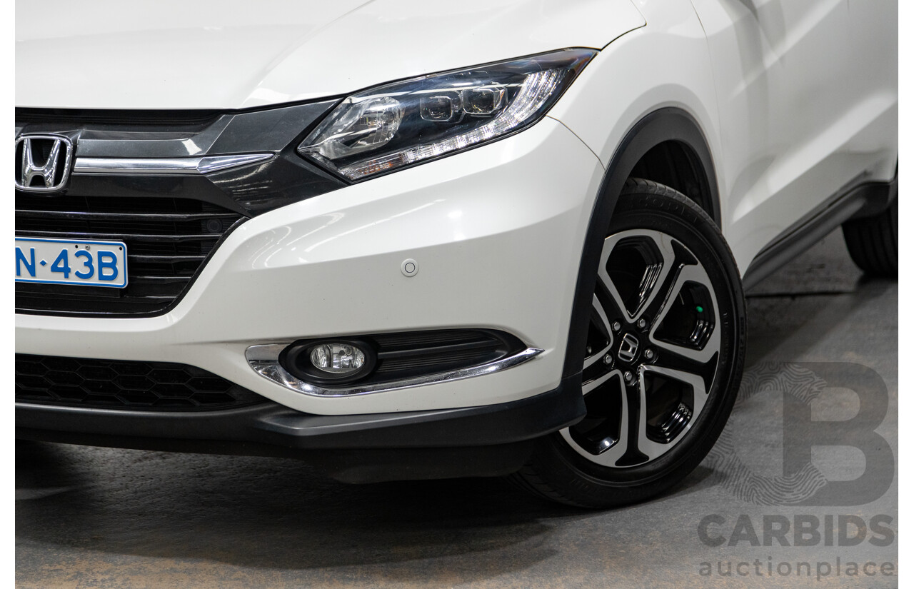 06/2016 Honda HR-V Vti-L 4d Wagon Pearl Orchid White 1.8L