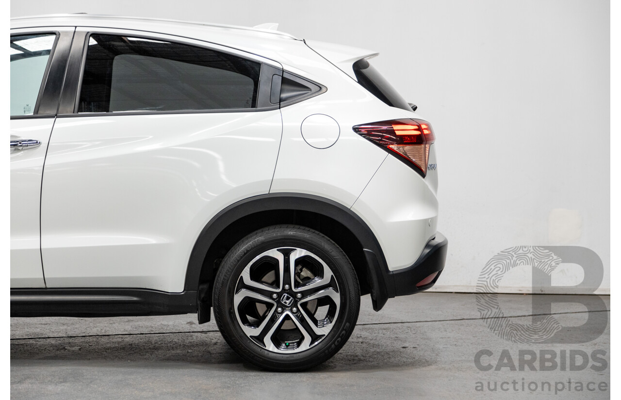 06/2016 Honda HR-V Vti-L 4d Wagon Pearl Orchid White 1.8L