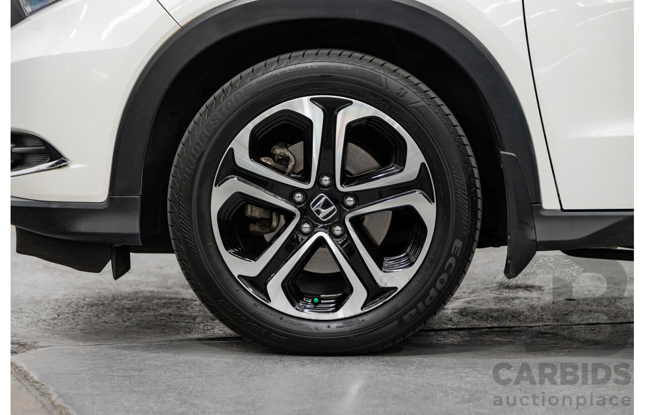 06/2016 Honda HR-V Vti-L 4d Wagon Pearl Orchid White 1.8L