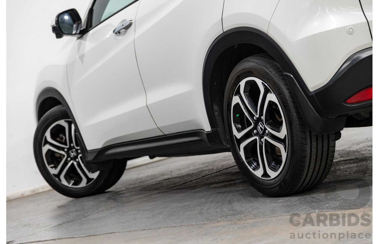 06/2016 Honda HR-V Vti-L 4d Wagon Pearl Orchid White 1.8L