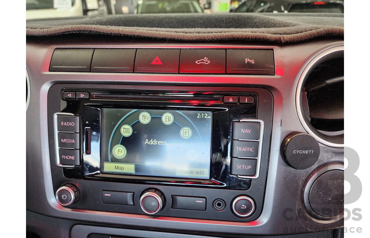 7/2014 Volkswagen Amarok Tdi420 Highline (4x4) 2H MY14 Dual Cab Utility Black 2.0L