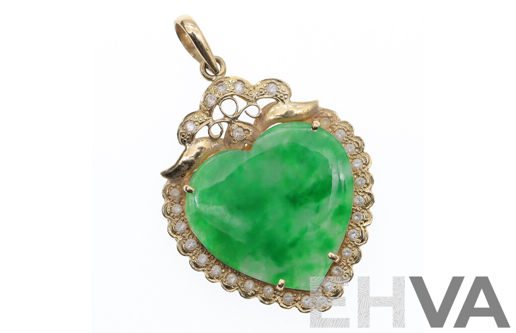 18ct Heart Shaped Pendant with Jade & White Topaz, 30mm, 5.39 Grams