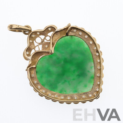 18ct Heart Shaped Pendant with Jade & White Topaz, 30mm, 5.39 Grams