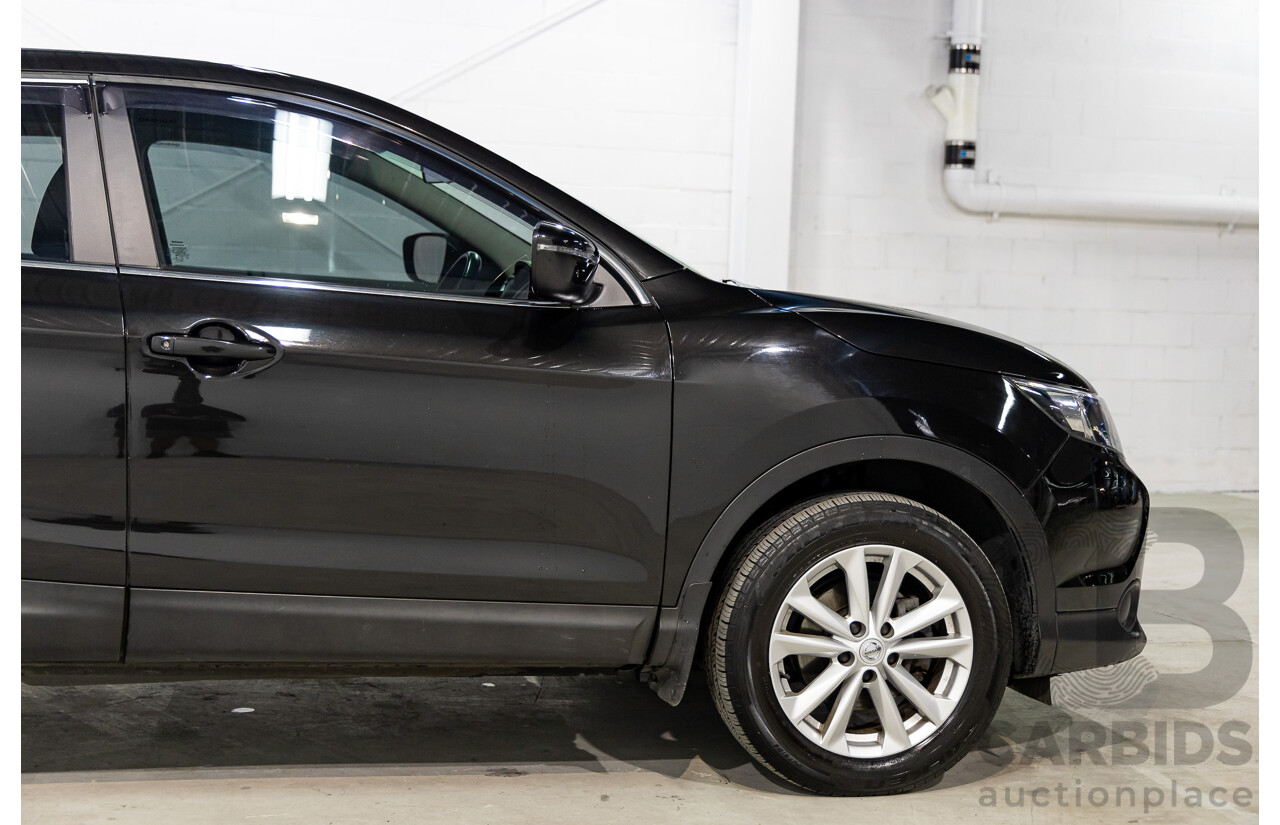 10/2016 Nissan Qashqai ST (FWD) J11 4d Wagon Pearl Black Metallic 2.0L