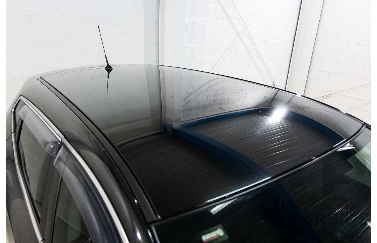 10/2016 Nissan Qashqai ST (FWD) J11 4d Wagon Pearl Black Metallic 2.0L