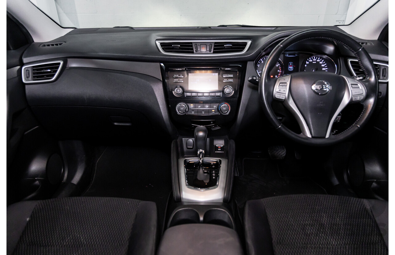 10/2016 Nissan Qashqai ST (FWD) J11 4d Wagon Pearl Black Metallic 2.0L