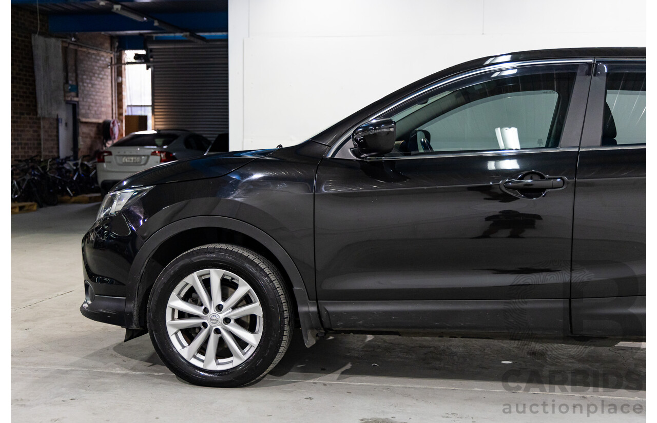 10/2016 Nissan Qashqai ST (FWD) J11 4d Wagon Pearl Black Metallic 2.0L