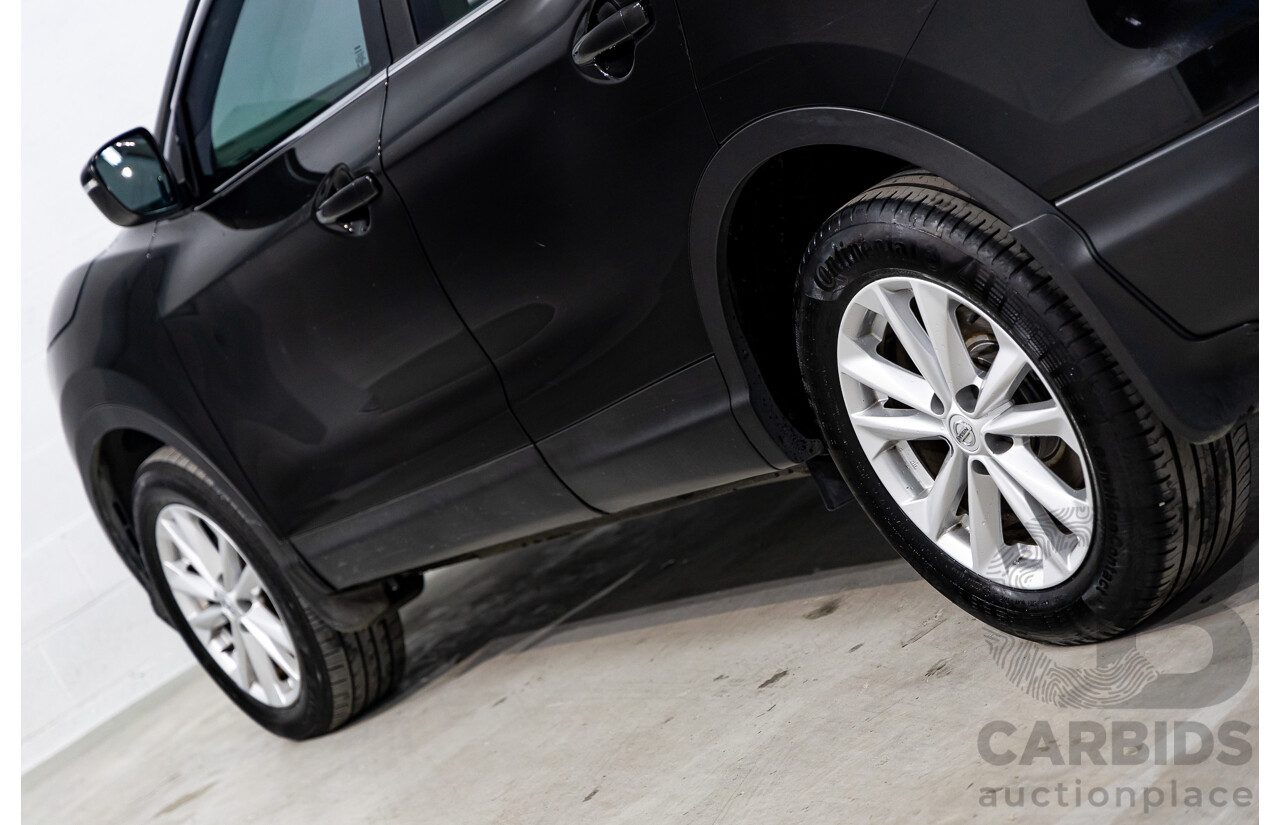 10/2016 Nissan Qashqai ST (FWD) J11 4d Wagon Pearl Black Metallic 2.0L