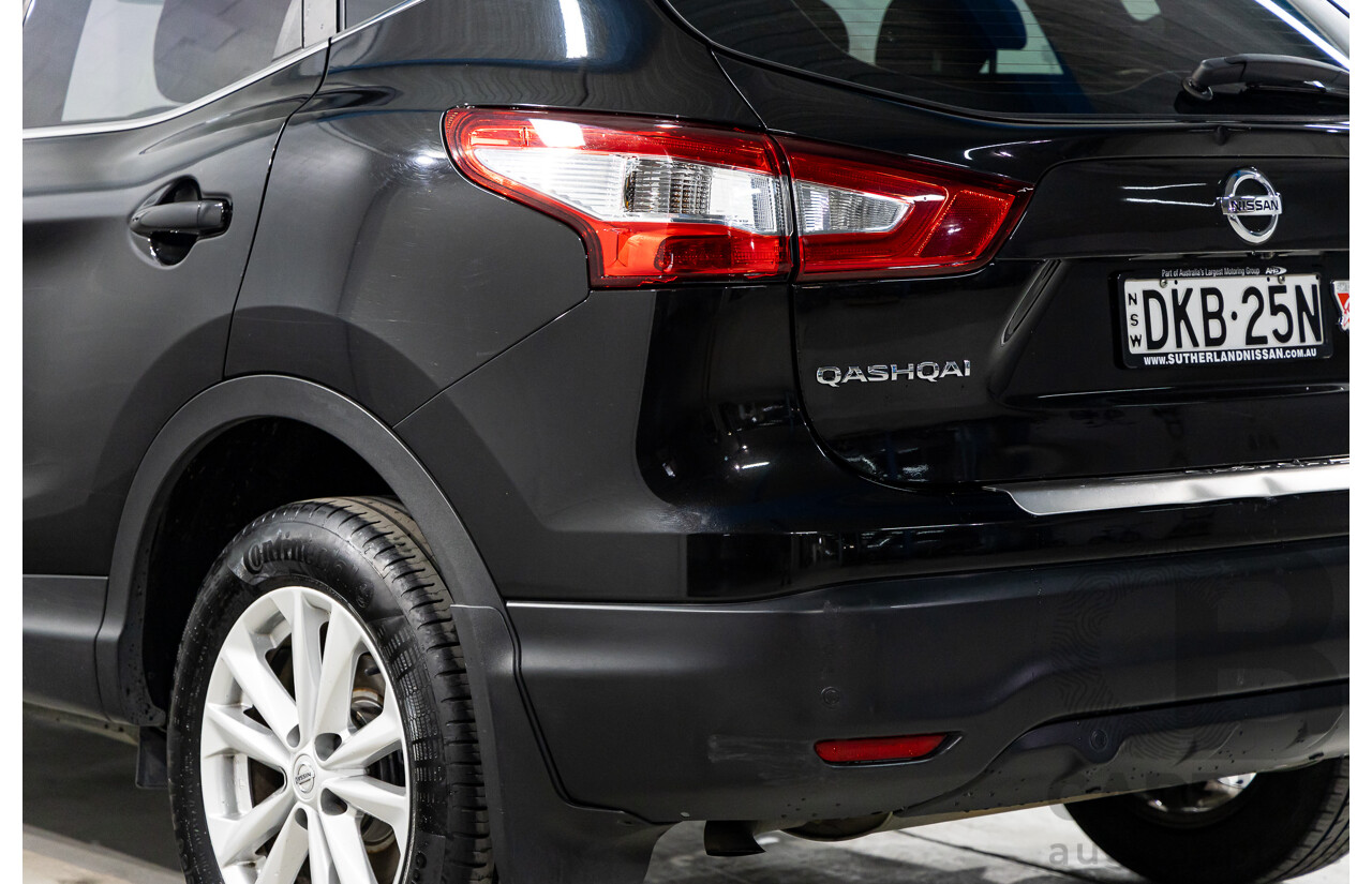 10/2016 Nissan Qashqai ST (FWD) J11 4d Wagon Pearl Black Metallic 2.0L