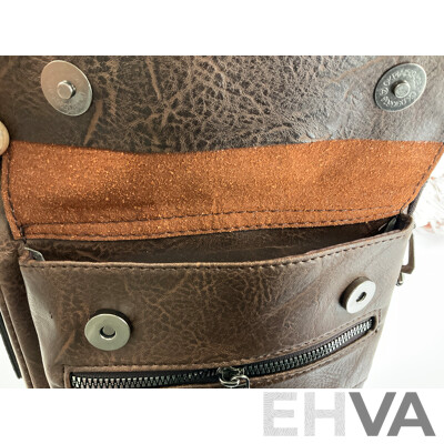 Three Leather Carl Kimu Retro Shoulder Bags