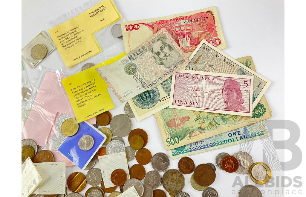 Collection of International Coins and Notes Including UK, Ireland, New Zealand, Hong Kong, Singapore, Indonesia, Italy and More - Approximately One Kilogram