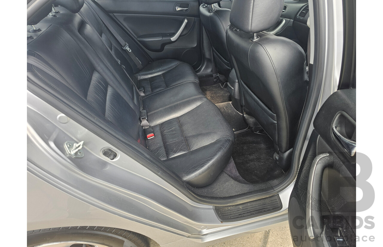 9/2004 Honda Accord EURO Luxury 4d Sedan Silver 2.4L