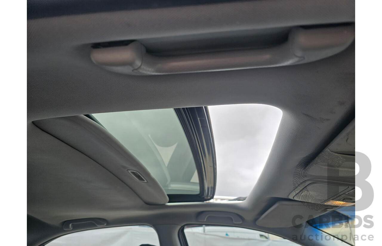 9/2004 Honda Accord EURO Luxury  4d Sedan Silver 2.4L