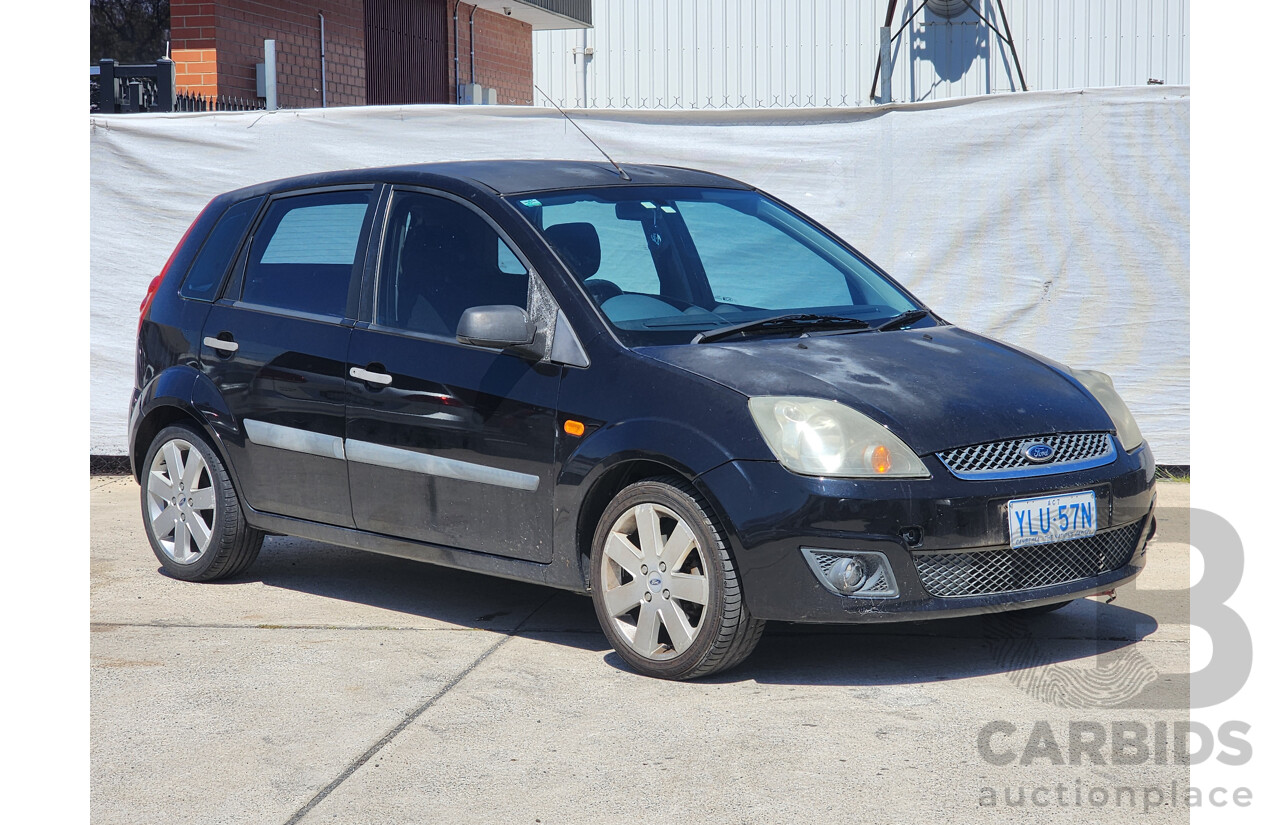 4/2007 Ford Fiesta Zetec WQ 5d Hatchback Black 1.6L