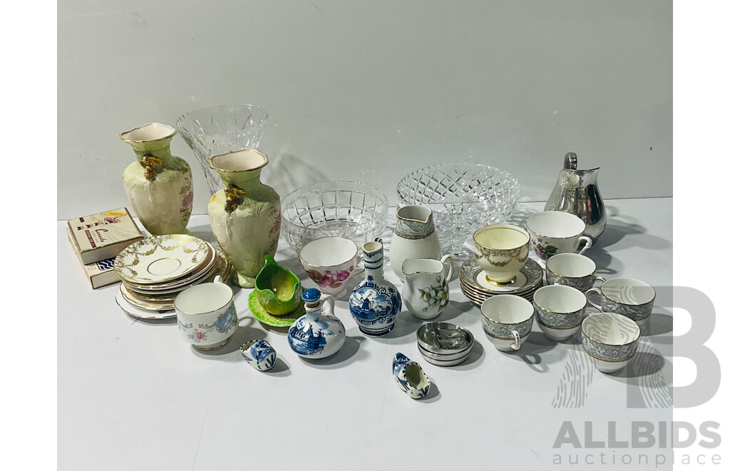 Large Collection of Porcelain and Glass Homeware Including Staffordshire England Mosaic Pattern