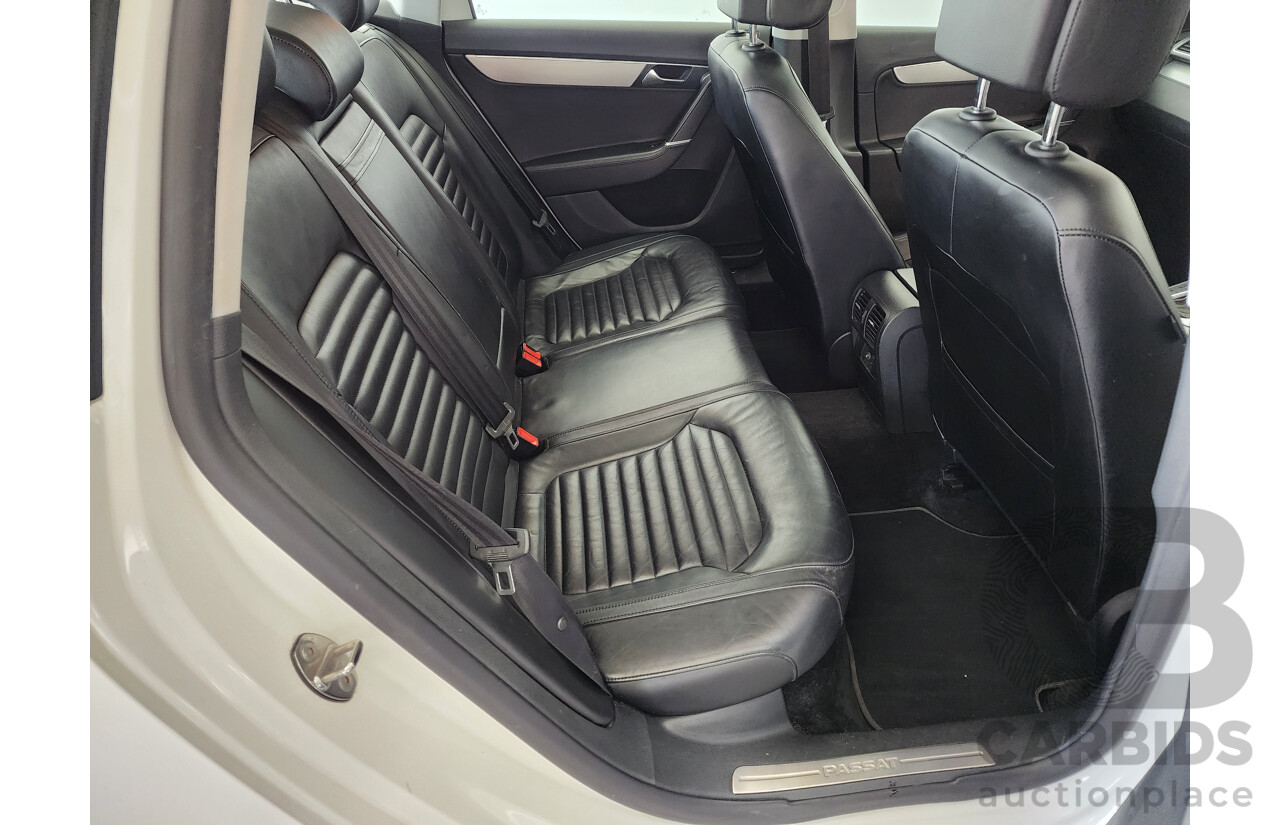 11/2012 Volkswagen Passat 125 TDI Highline 3C MY12 4d Wagon White 2.0L