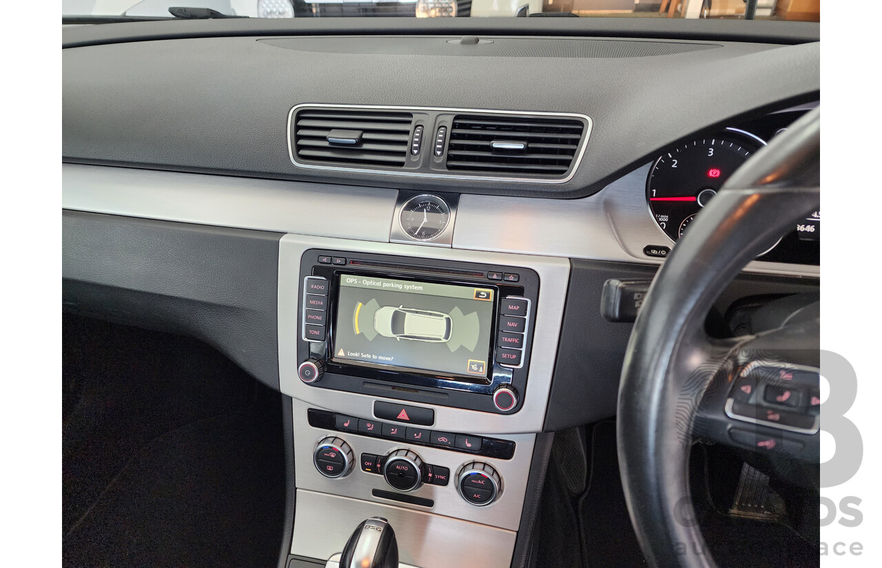 11/2012 Volkswagen Passat 125 TDI Highline 3C MY12 4d Wagon White 2.0L