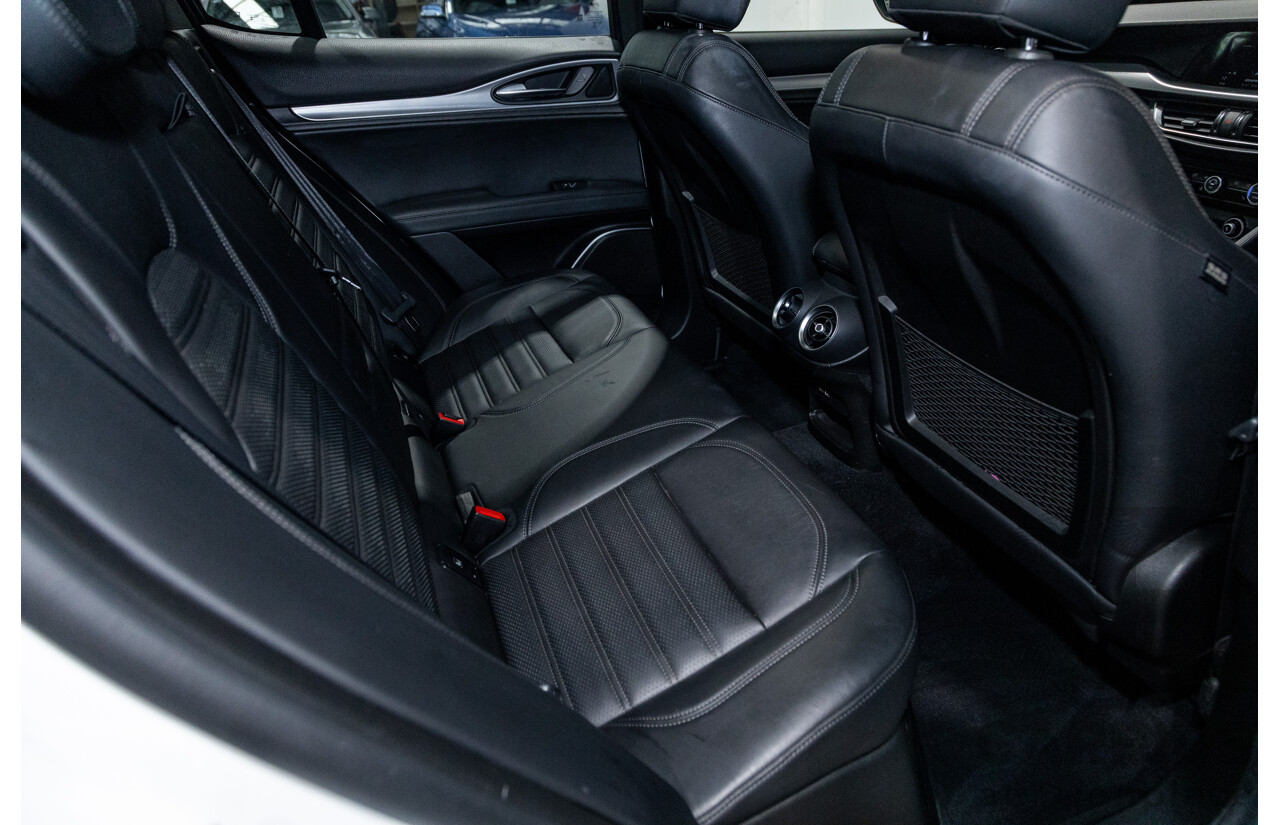 02/2020 Alfa Romeo Stelvio First Edition Q4 (AWD) 949 4D Wagon Alfa White Turbo Diesel 2.1L