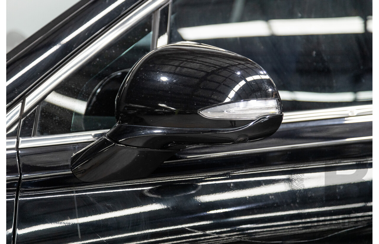 02/2020 Hyundai Santa Fe Highlander (4x4) TM MY20 4d Wagon Phantom Black Turbo Diesel 2.2L - 7 Seater