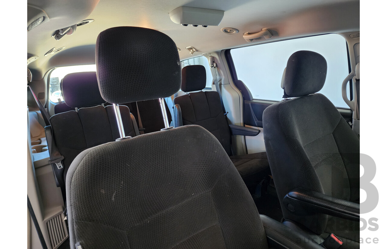 4/2013 Chrysler Grand Voyager LX RT MY13 4d Wagon Black 2.8L