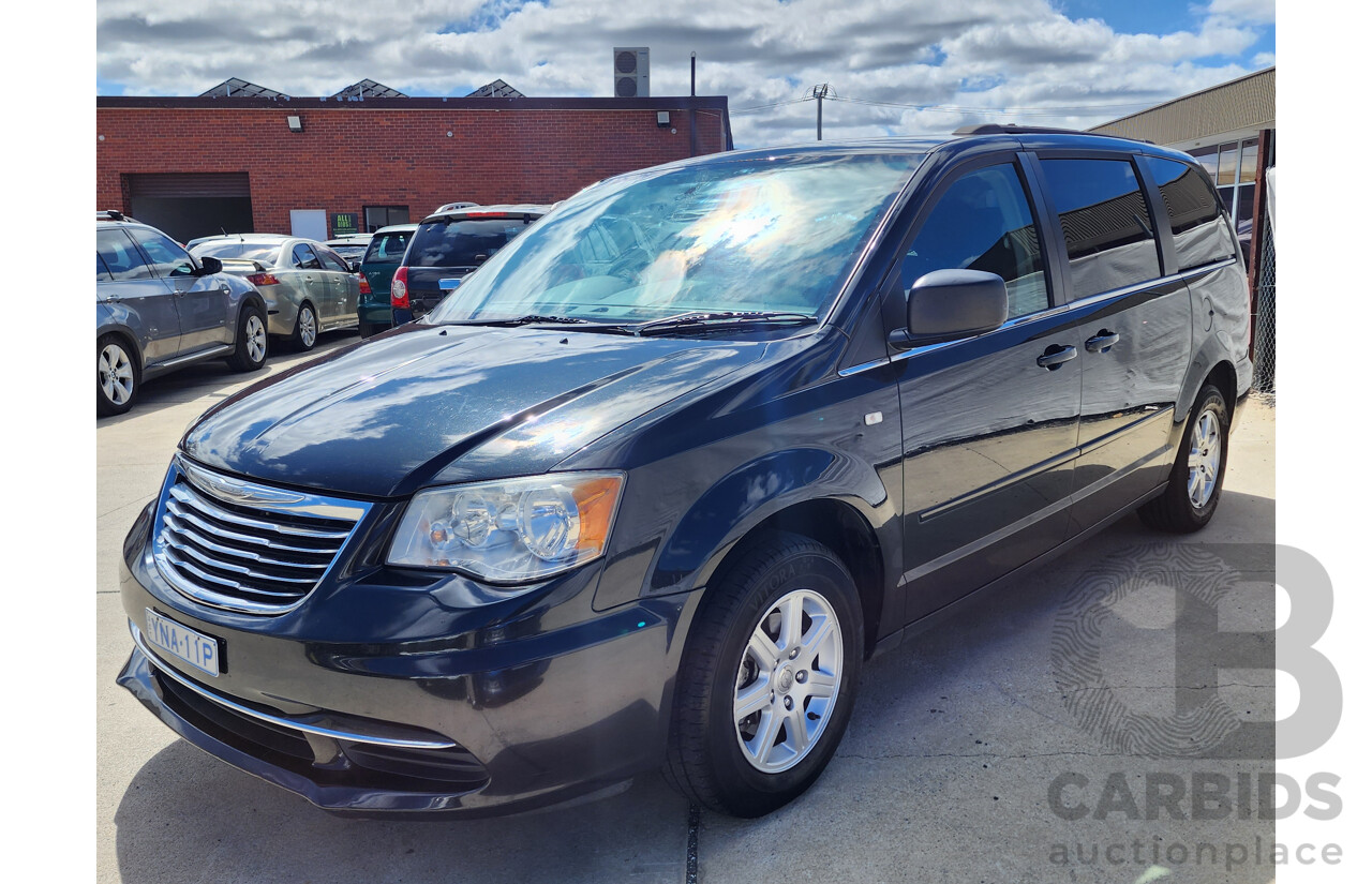 4/2013 Chrysler Grand Voyager LX RT MY13 4d Wagon Black 2.8L
