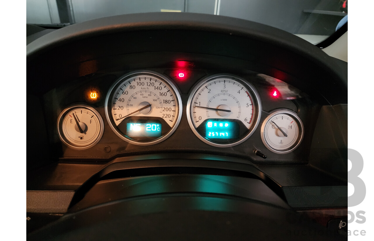 4/2013 Chrysler Grand Voyager LX RT MY13 4d Wagon Black 2.8L