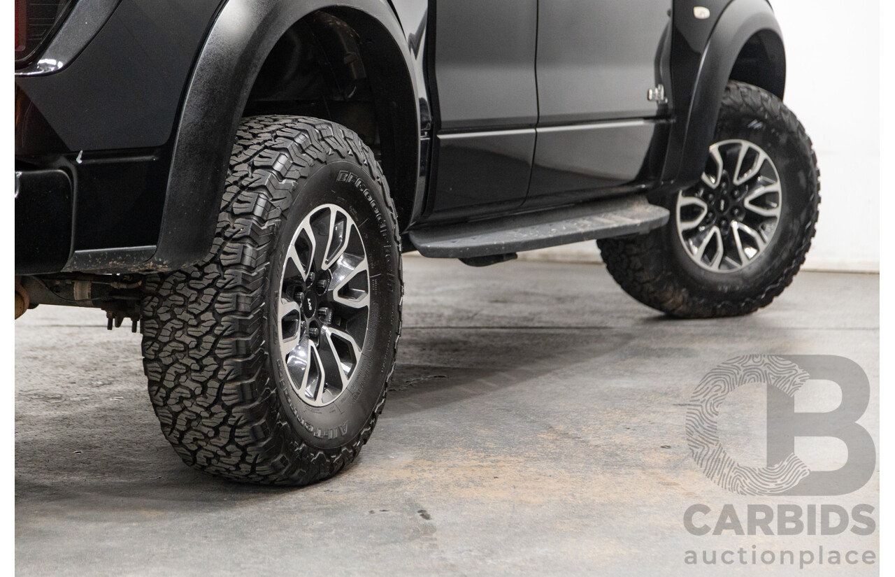 12/2012 Ford F-150 SVT Raptor (4x4) MY13 4d Super Cab Tuxedo Black Metallic V8 6.2L